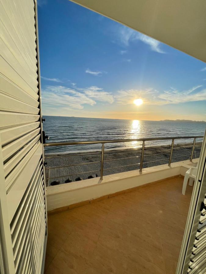 Seaview Apartment For Rent Durrës Exteriör bild